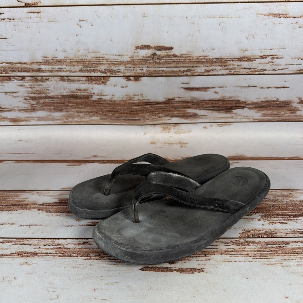 Lululemon Womens Black Restfeel Flip Flops Size 8 Casual Sandals Used